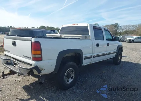 2002 Chevrolet Silverado 2500Hd Ls z USA, uszkodzony, nr VIN 1GCHC23G22F135396